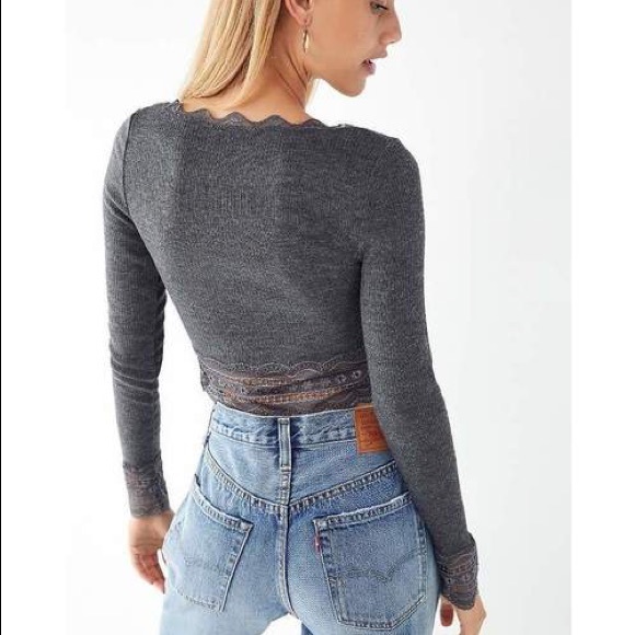 Urban Outfitters: Dame Embroidered Scoop-Neck Cropped Top [Size: Medium] - Picture 4 of 4